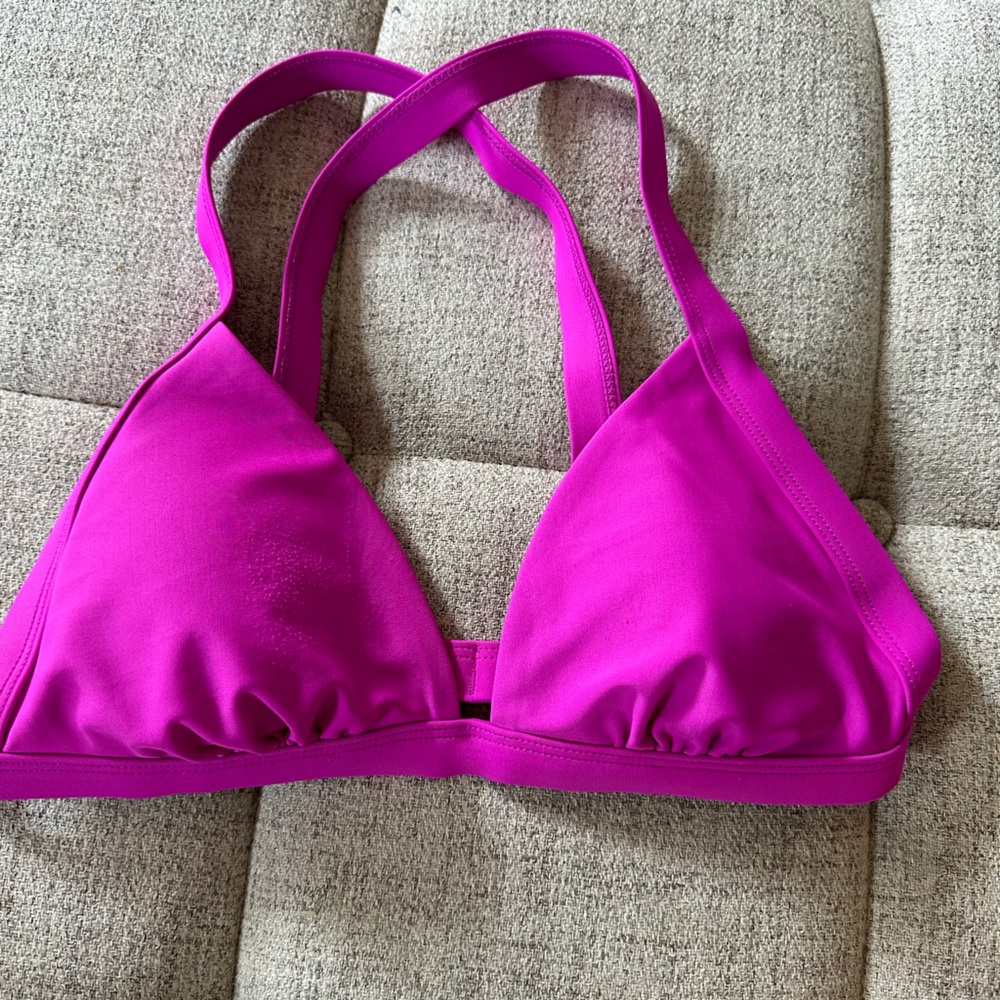Pink. Bathing suit top. barely worn.